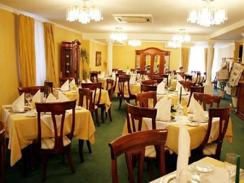 Monte-Nelly Hotel Bukarest Eksteriør billede